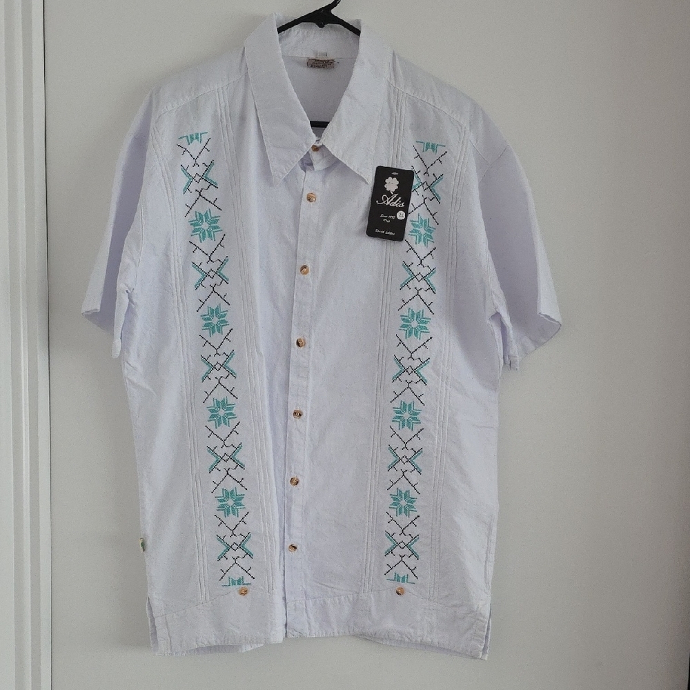 Green and White Casual Button Down Shirt with Geometric Embroidery